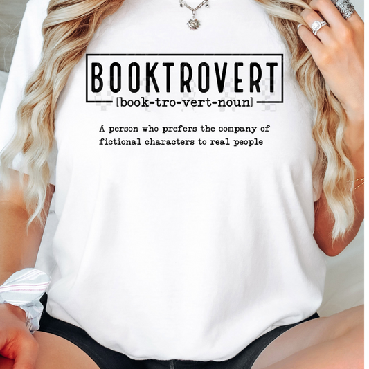 Booktrovert Reading Cute Womens Graphic T-Shirt