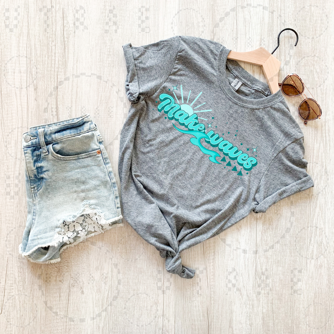 Make Waves Women’s Graphic T-Shirt
