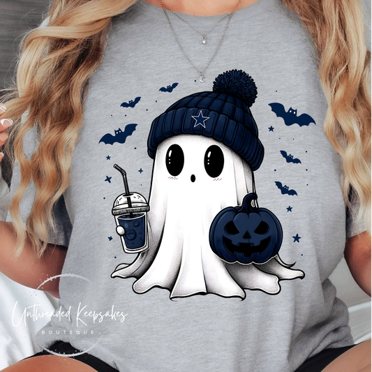 Cute Ghost Halloween Graphic Design T-Shirt or Crewneck