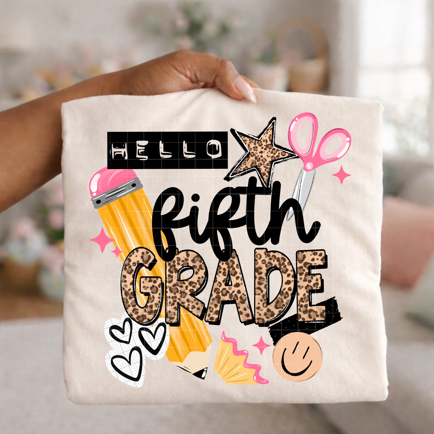 Hello Grade Teacher Shirt | Back to School Teacher Tee | Preschool Kindergarten First Second Third Fourth Fifth Grade Shirt | Cute School Graphic Tee ✏️🍎📚