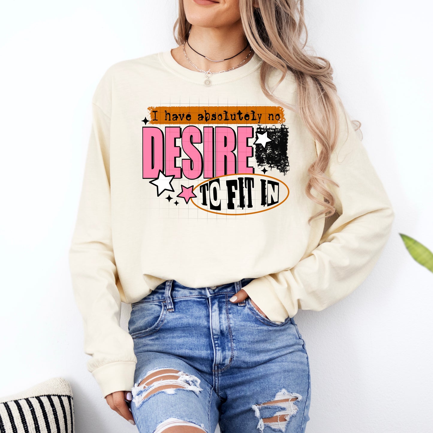 I Have Absolutely No Desire to Fit In Crewneck • Retro Pink Graphic Sweatshirt ⭐️