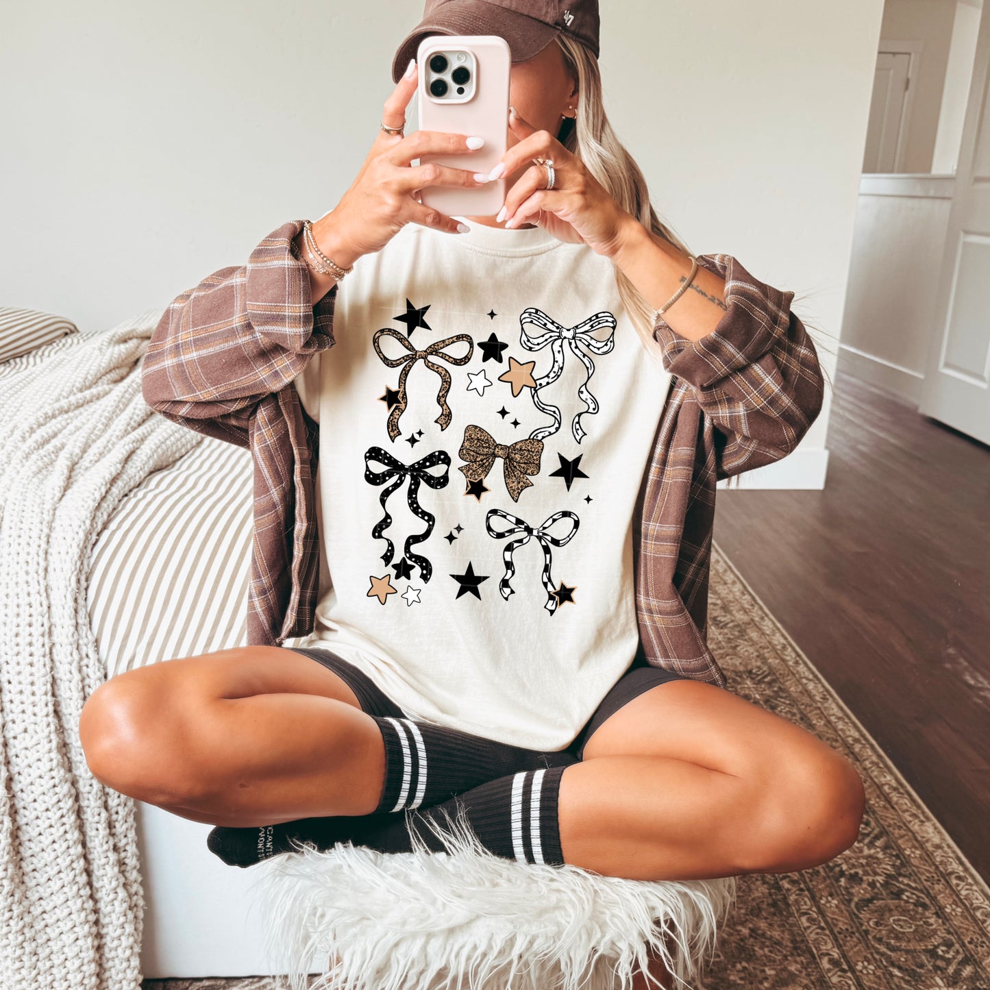 Bows Graphic T-Shirt