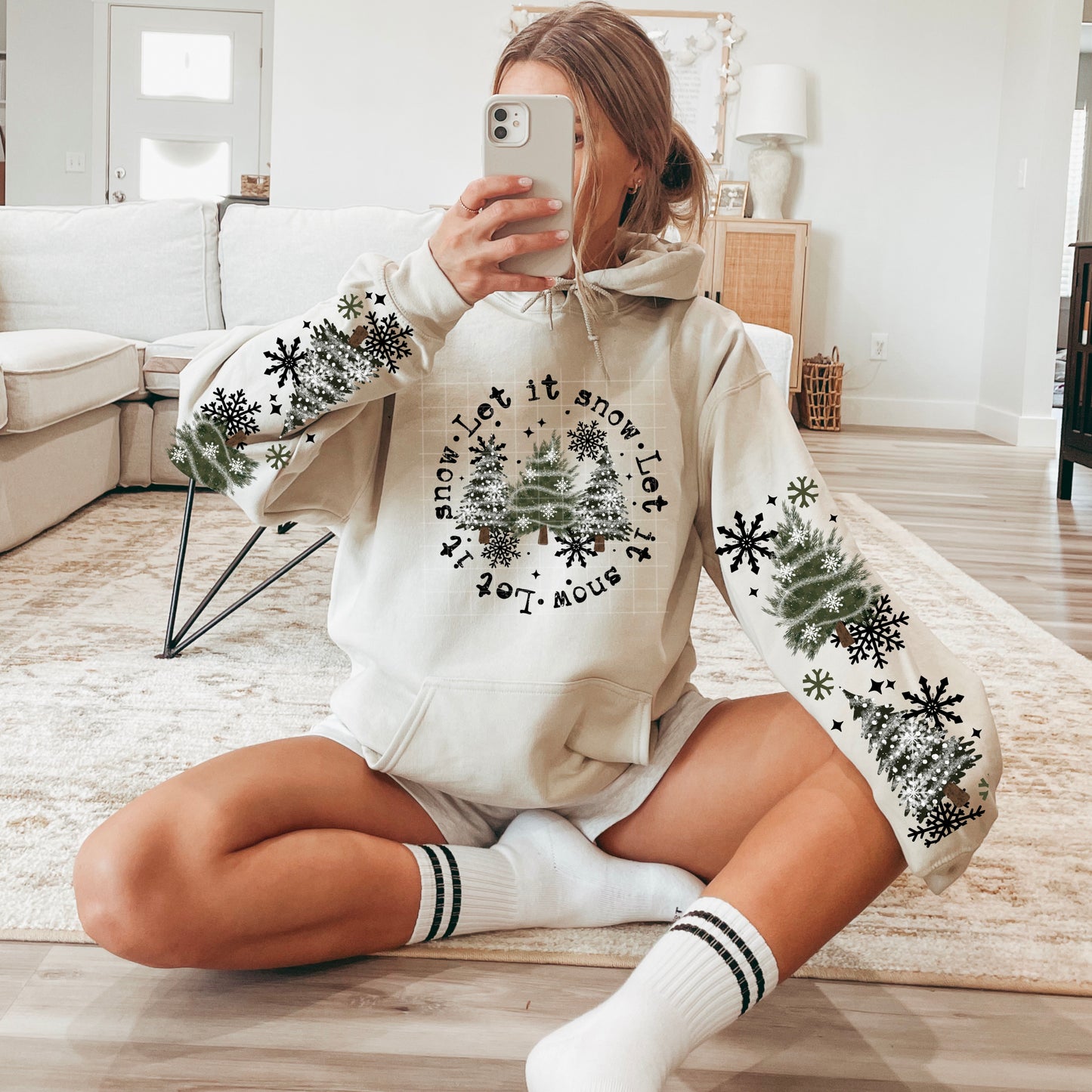 ❄️ Let It Snow Trees Hoodie 🌲✨