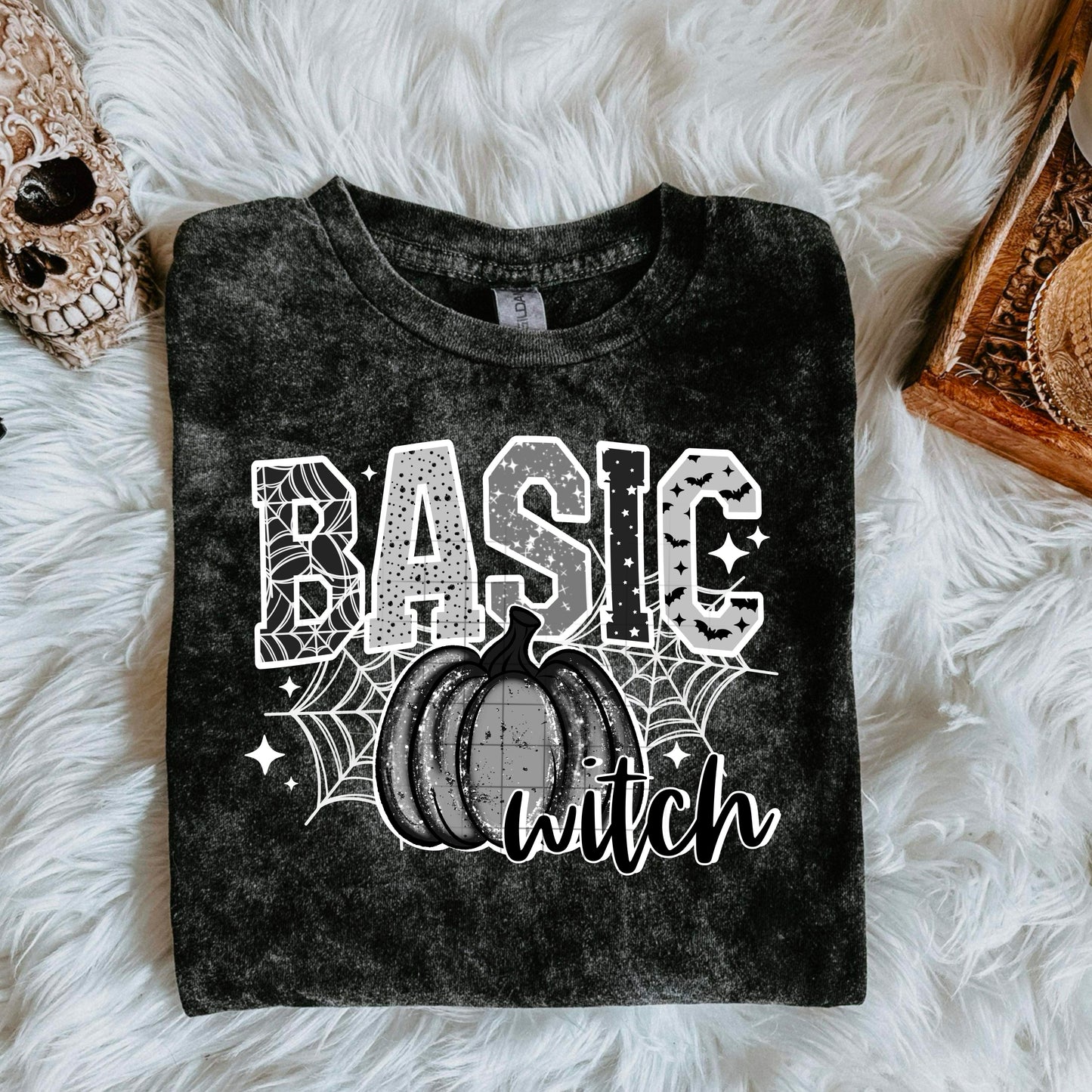 Basic Witch Graphic Tee ๐ค๐