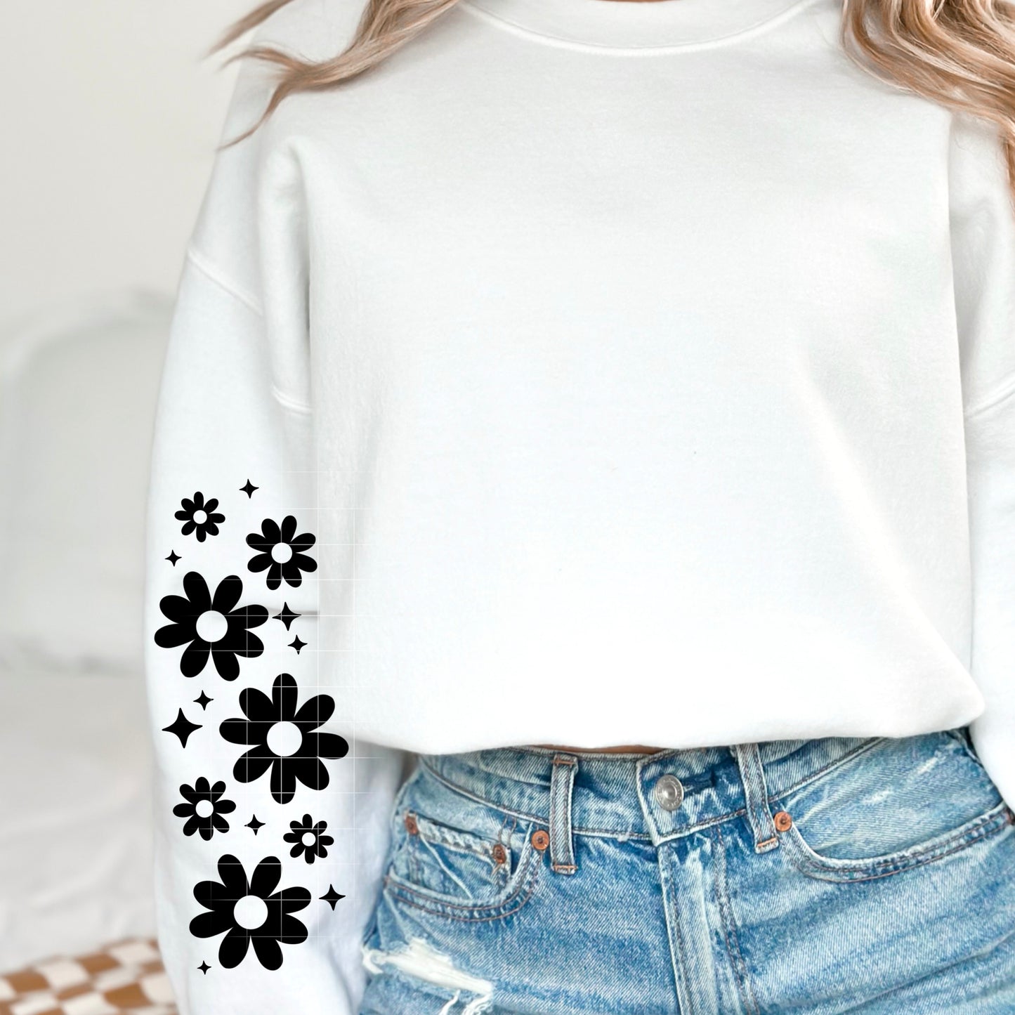 πΌ Daisy Sleeve Sweatshirt β Minimalist Floral Sleeve Crewneck | Retro 70s Flower Design | Cozy Unisex Pullover