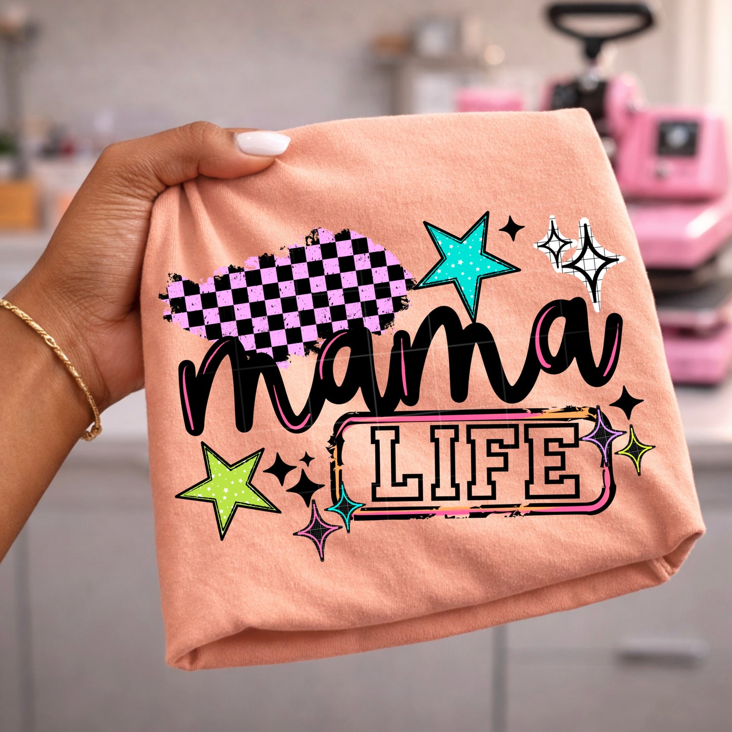 Everyday Mama Life Graphic Tee