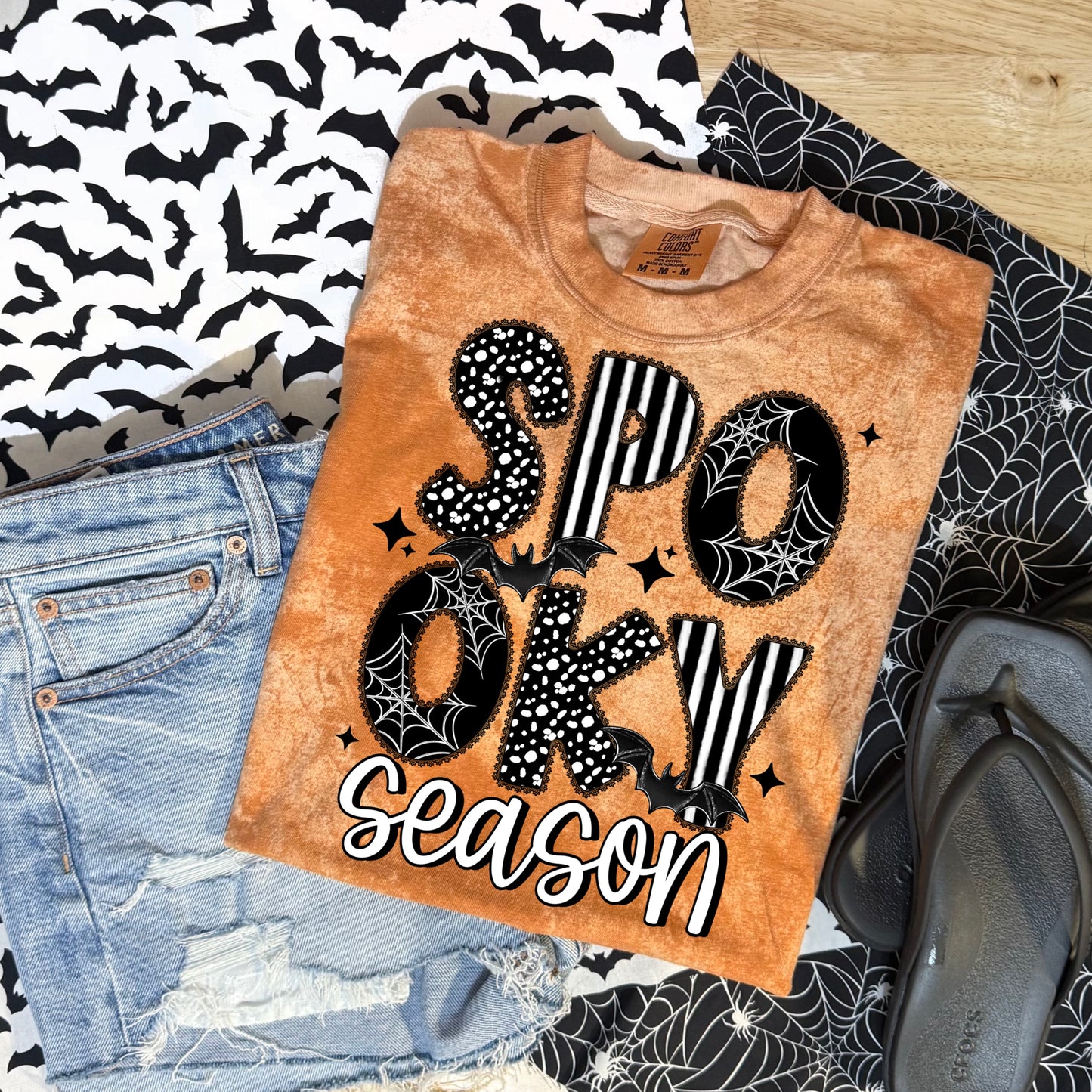 Spooky Season Retro Halloween Graphic Tee | Trendy Fall Ghost Shirt | Cute Halloween Tee