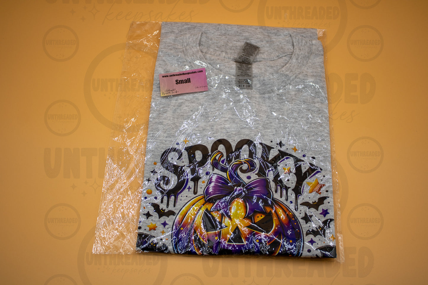Spooky Season Pumpkin Tee – Small Halloween Graphic Shirt | Fall Vibes Unisex Fit