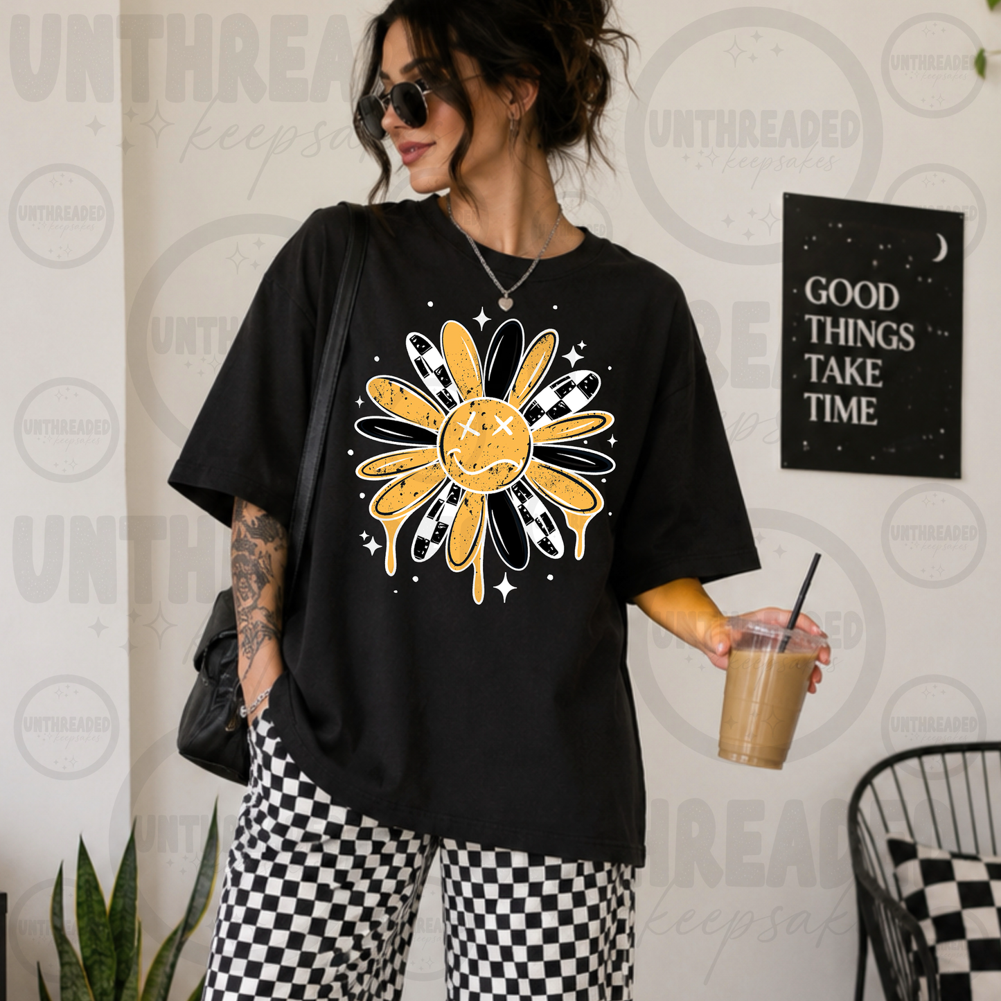 Grunge Smiley Daisy Graphic Tee