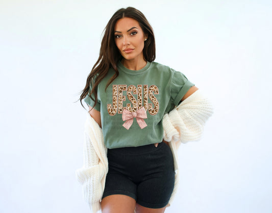 Jesus Leopard Bow Graphic T-Shirt | Christian Faith Tee | Cute Coquette Religious Unisex Shirt | Inspirational Church Apparel