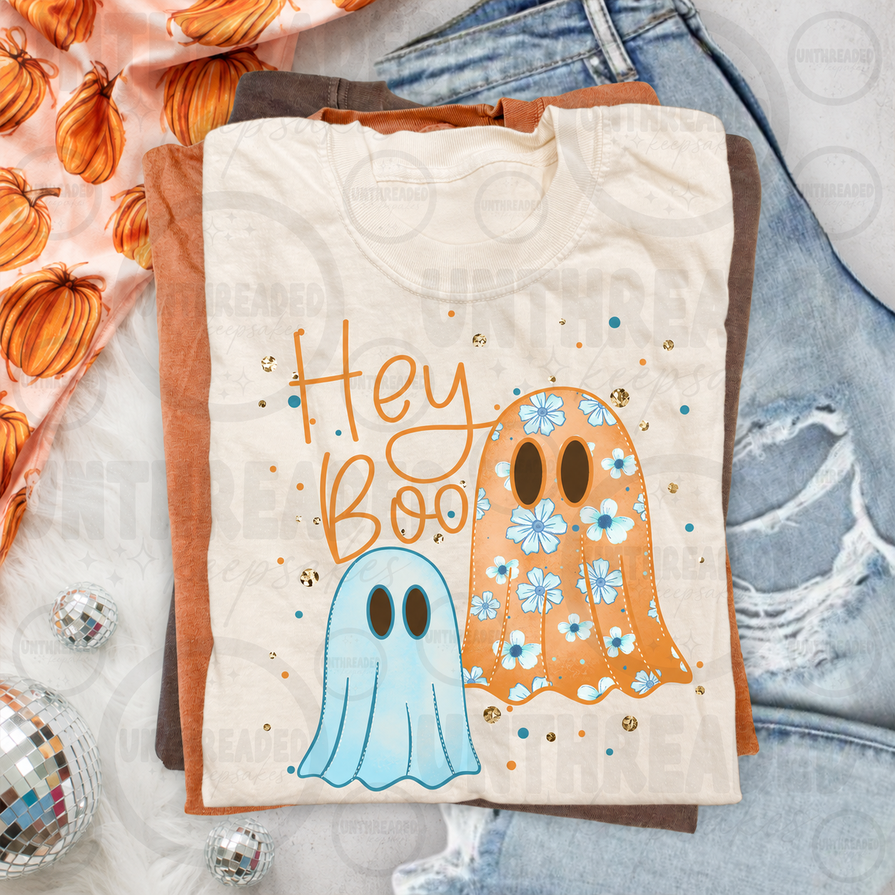 Hey Boo Floral Ghost Halloween Graphic T-Shirt – Cute Fall Tee