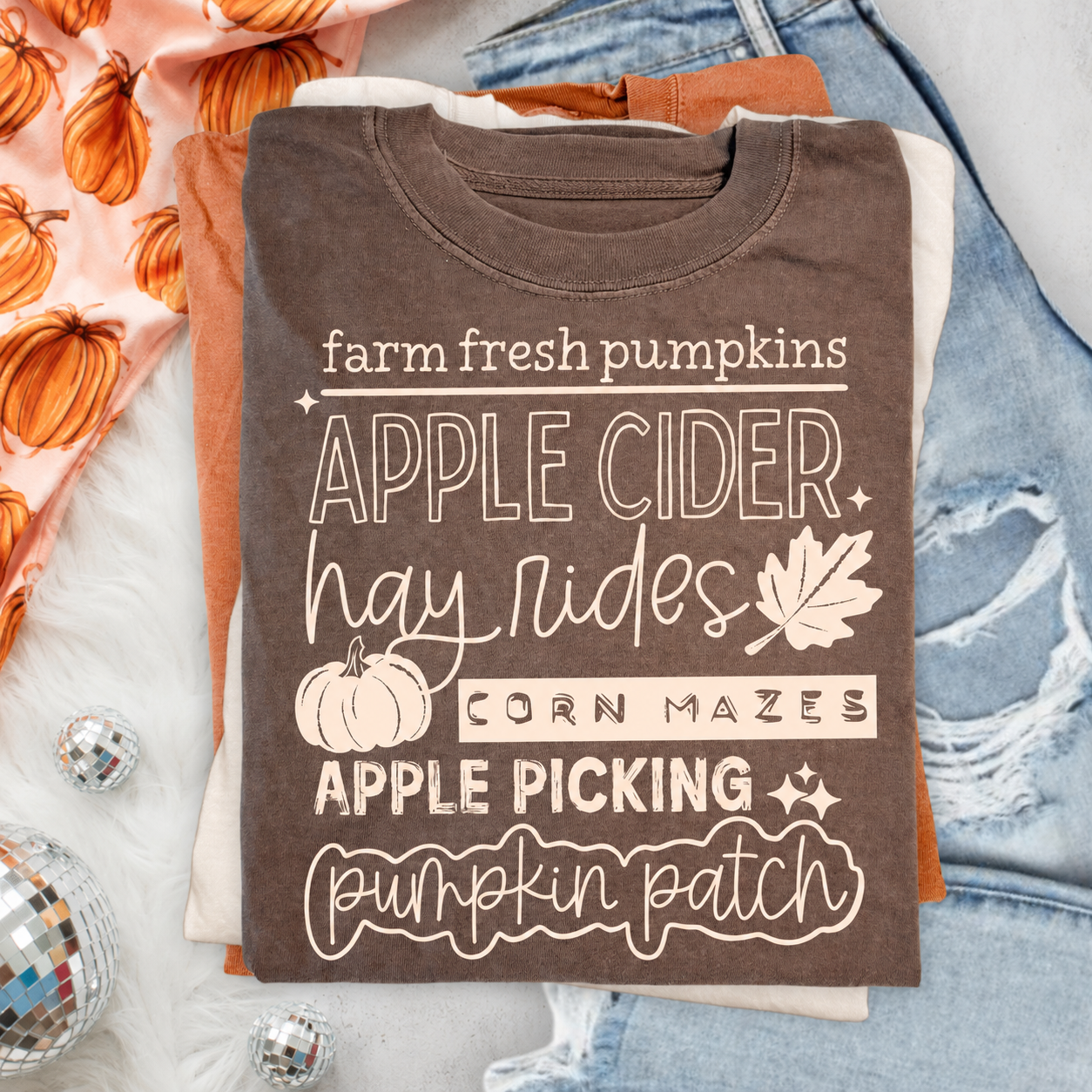 Farm Fresh Pumpkins Fall Bucket List Graphic T-Shirt – Autumn Tee