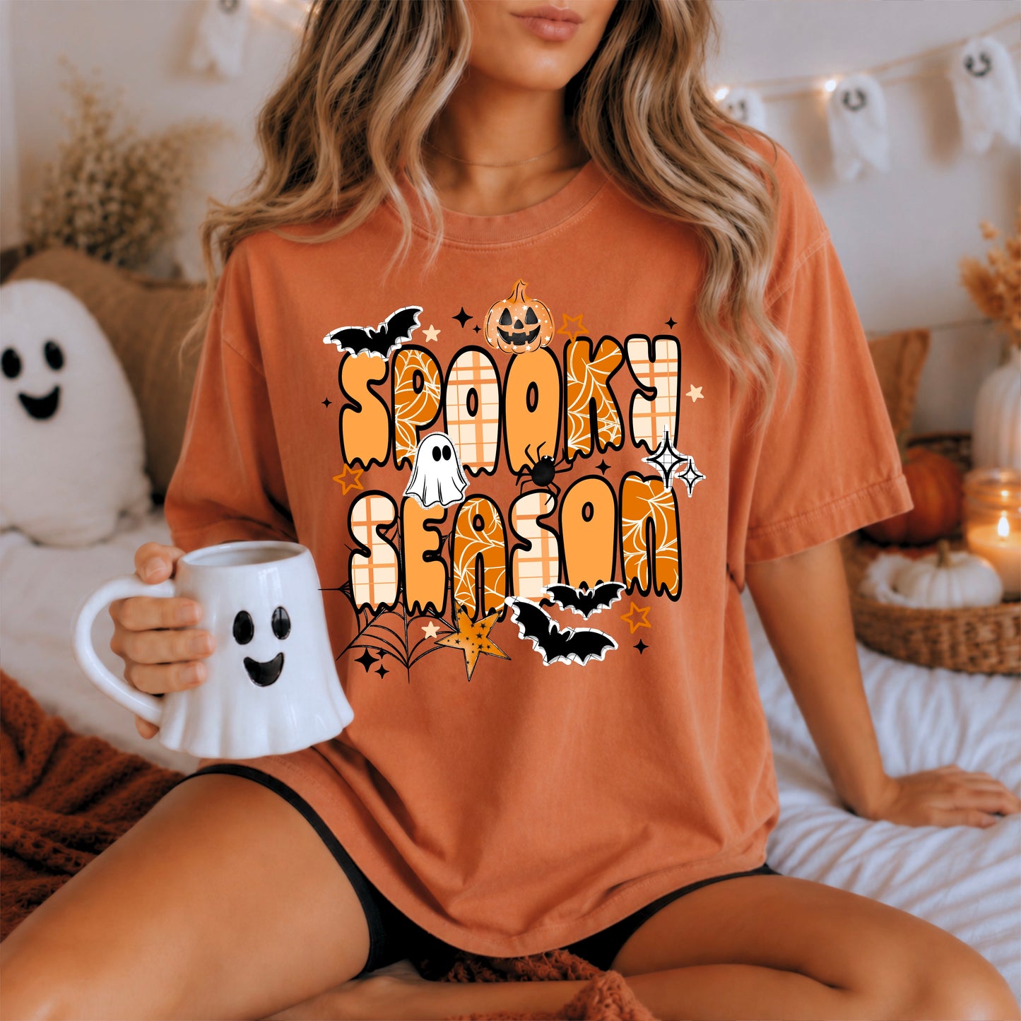 Retro Spooky Season Graphic Shirt 🎃👻