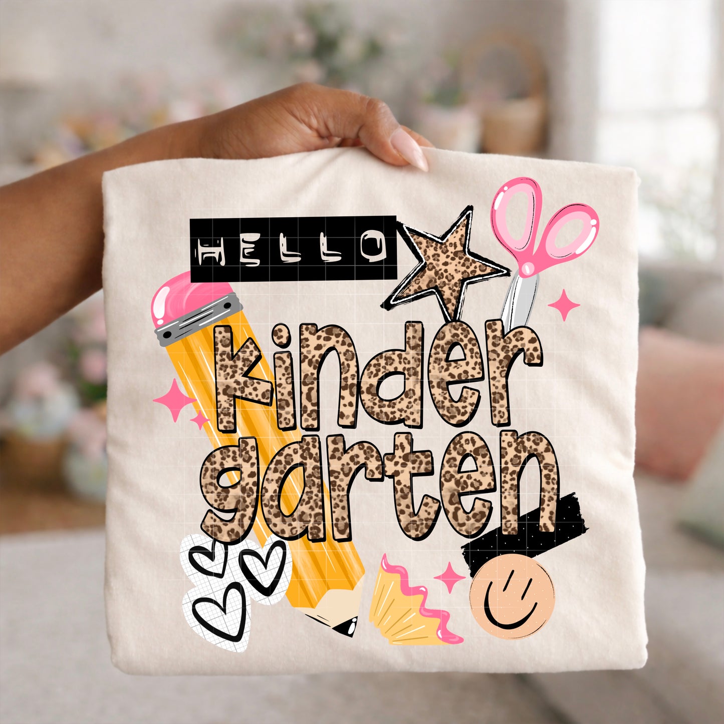 Hello Grade Teacher Shirt | Back to School Teacher Tee | Preschool Kindergarten First Second Third Fourth Fifth Grade Shirt | Cute School Graphic Tee ✏️🍎📚