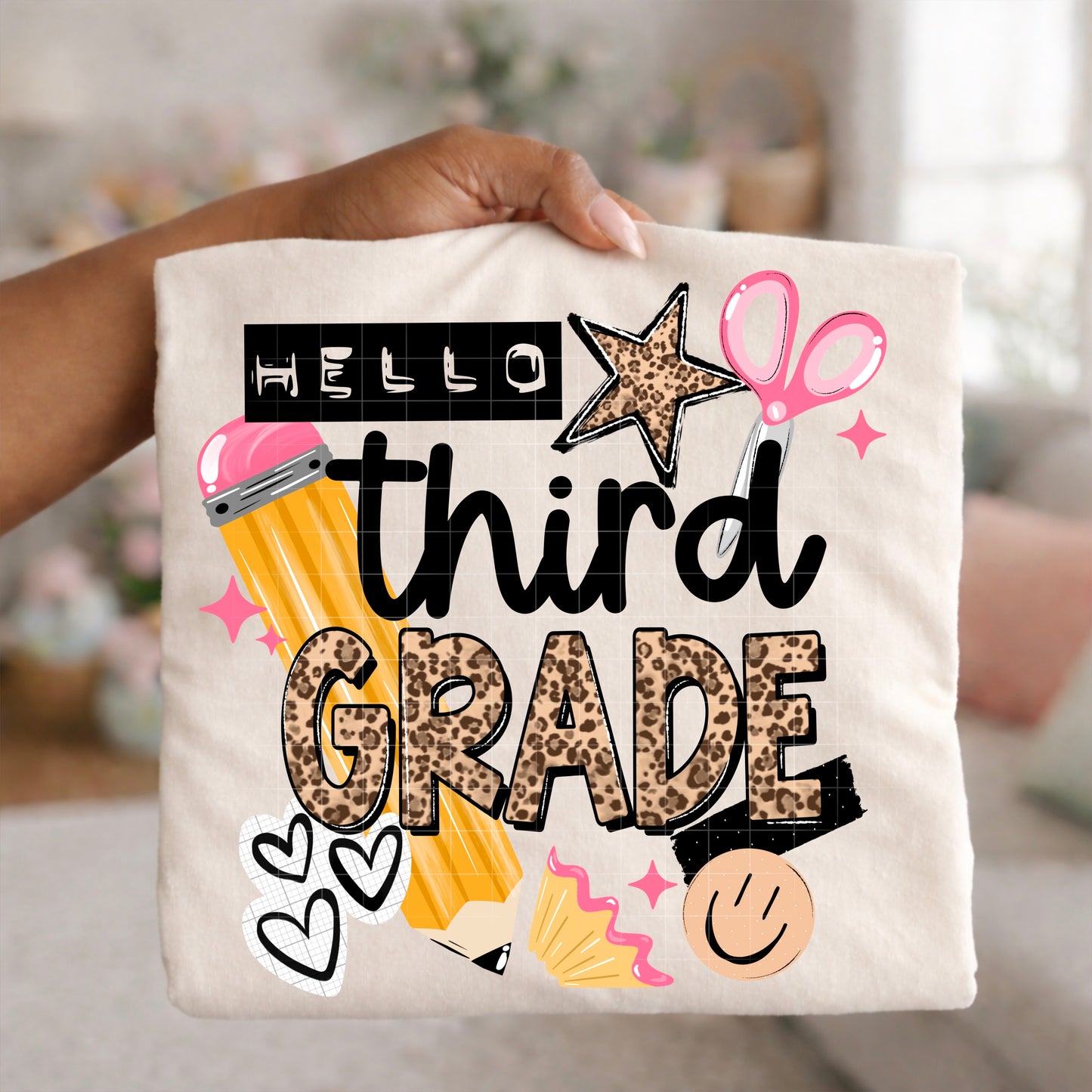 Hello Grade Teacher Shirt | Back to School Teacher Tee | Preschool Kindergarten First Second Third Fourth Fifth Grade Shirt | Cute School Graphic Tee ✏️🍎📚