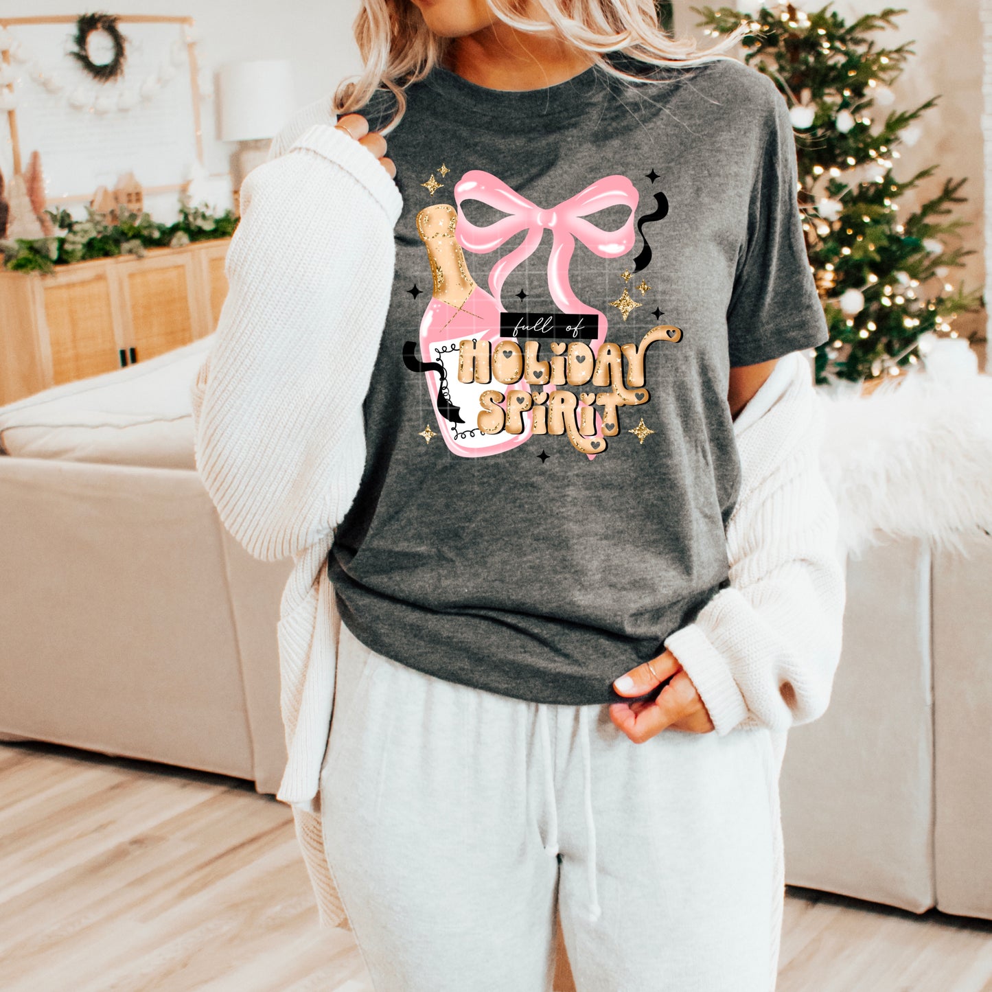 🍾🎀 Full of Holiday Spirit Tee ✨🎄