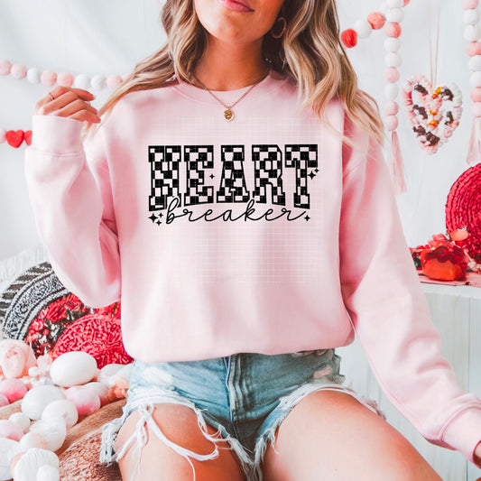 Heartbreaker Sweatshirt 🖤 Cute Checkered Valentine’s Graphic Pullover 💋