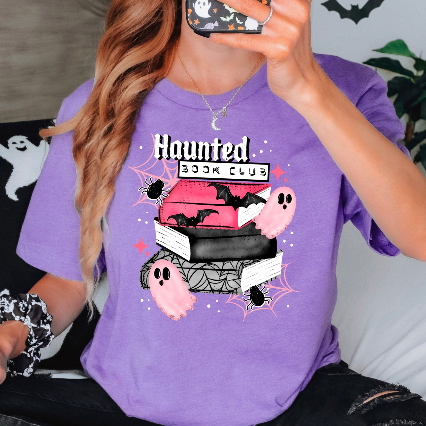 Literary Halloween Shirt | Reader Gift for Women 📚👻