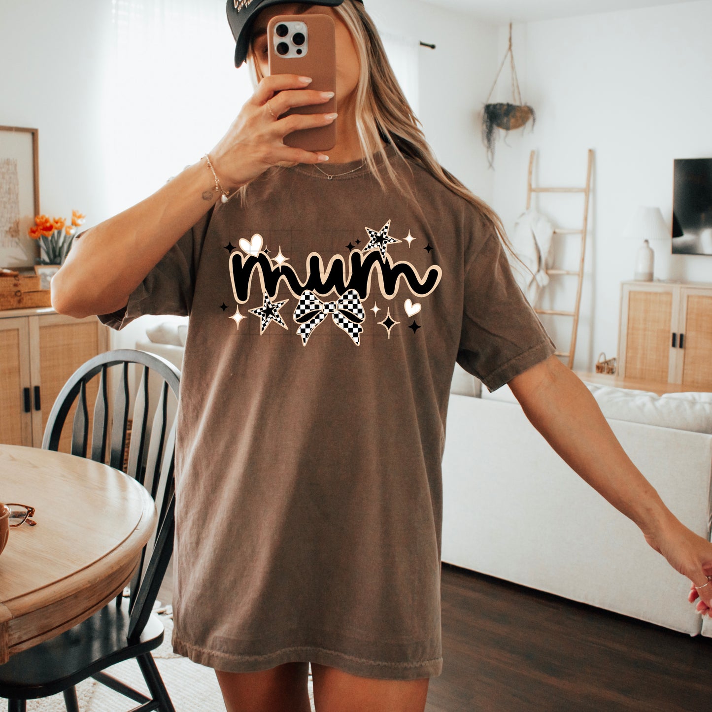 Mum Checkered Star Tee ✨🖤 Trendy Mum Graphic Shirt