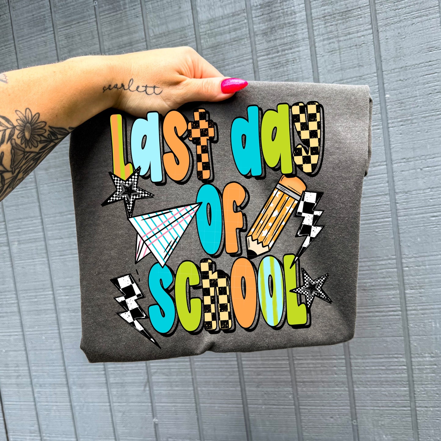 Last Day of School Tee 🎉 Retro Teacher Student Shirt