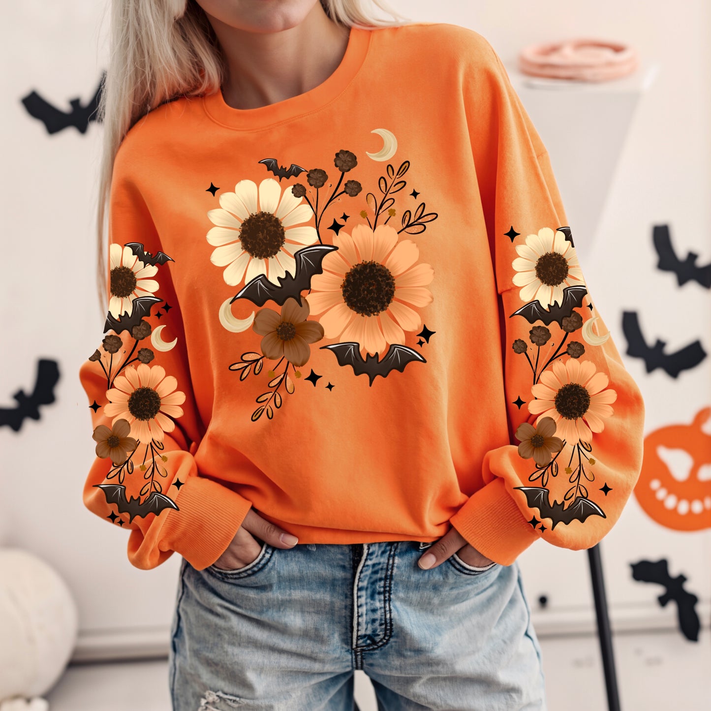 Floral Bats Halloween Crewneck Sweatshirt 🦇🌼
