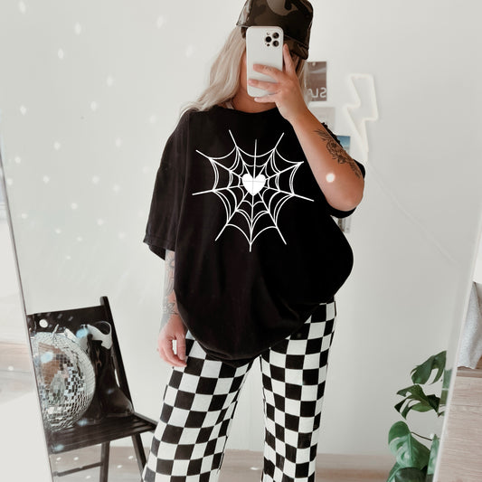 Heart Spider Web T-Shirt – Gothic Cute Halloween Graphic Tee