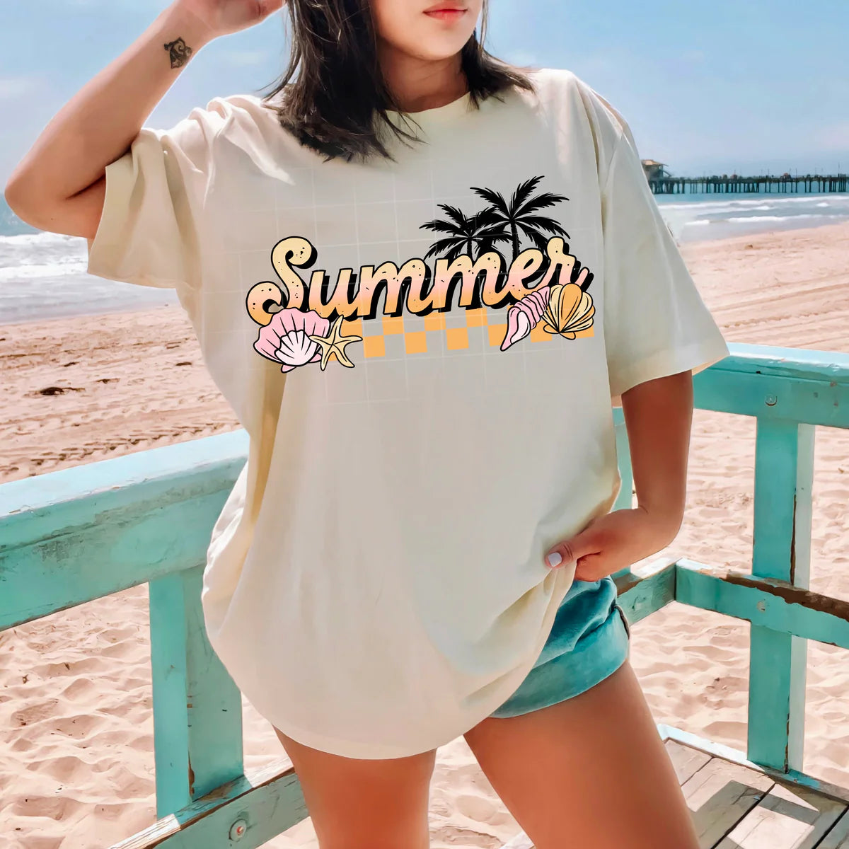 Summers seashell Women’s Graphic T-shirt