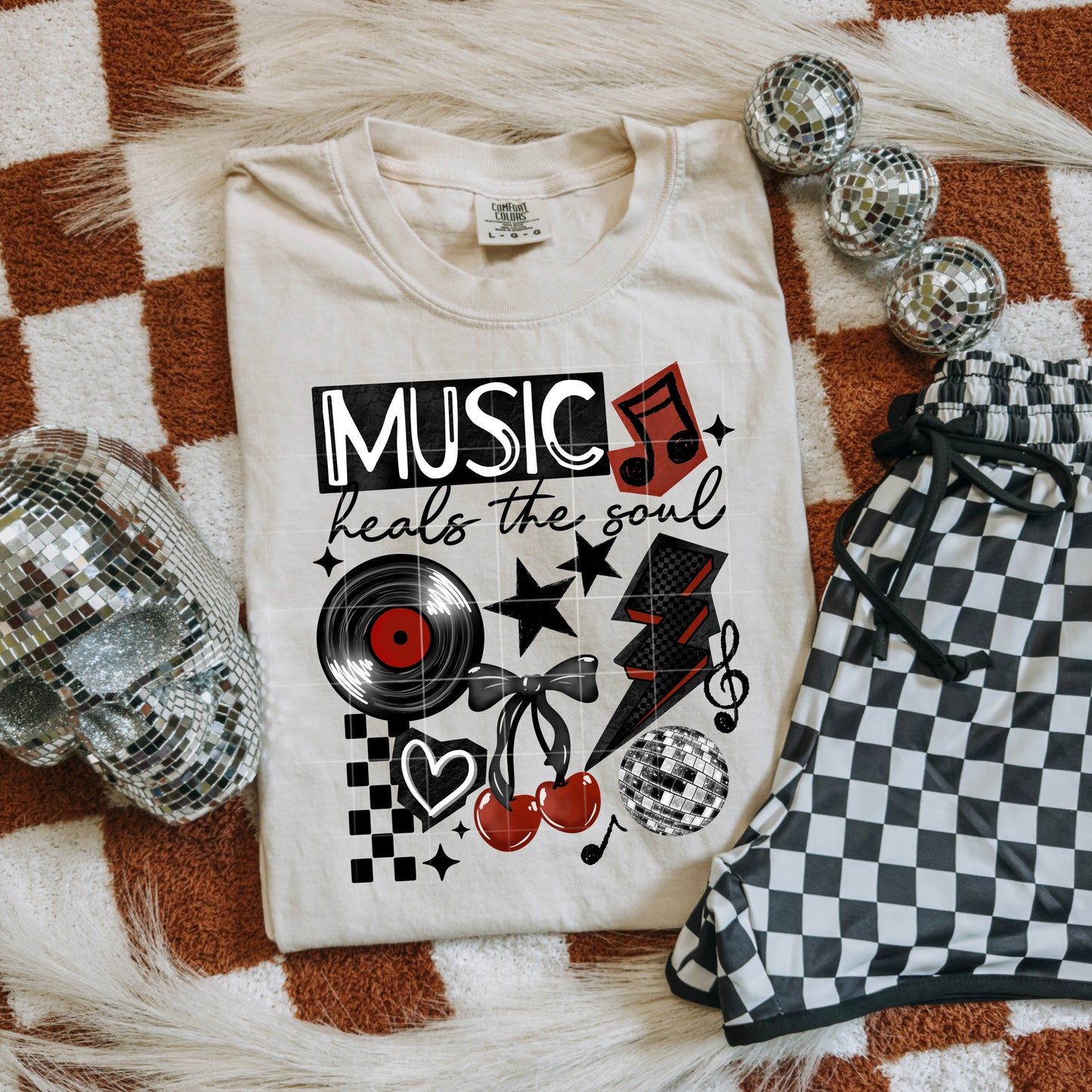 Music Heals the Soul Graphic Tee