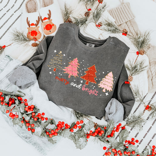 🎄 Merry and Bright Christmas Sweatshirt ✨ Pink & Red Holiday Trees Crewneck ❤️ Festive Winter Sweater