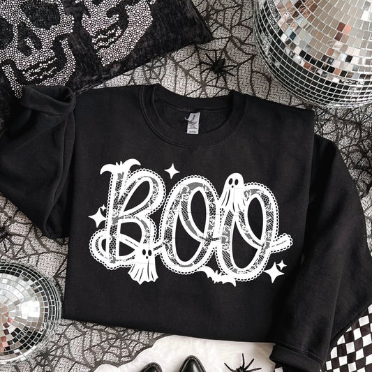 BOO Ghost Sweatshirt | Coquette Halloween Sweatshirt | Lace Ghost Crewneck | Cute Spooky Season Pullover | Minimal Halloween Shirt | Fall Ghost Gift 👻🖤