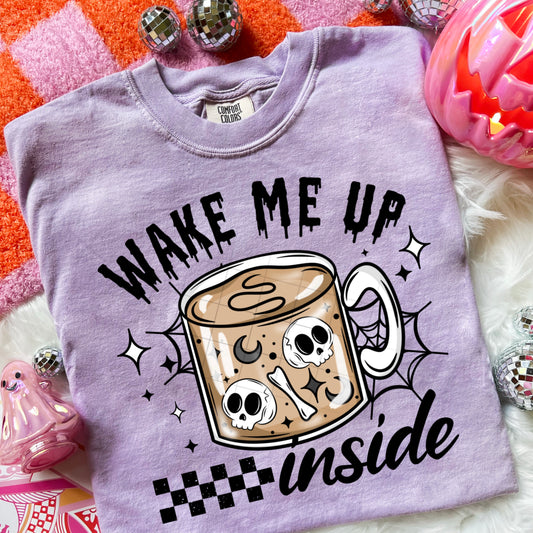 Wake Me Up Inside Halloween Coffee Shirt | Spooky Coffee Lover Tee | Ghost Coffee Mug Graphic Shirt | Cute Halloween Coffee Tee | Fall Coffee Graphic T-Shirt | ☕👻🎃