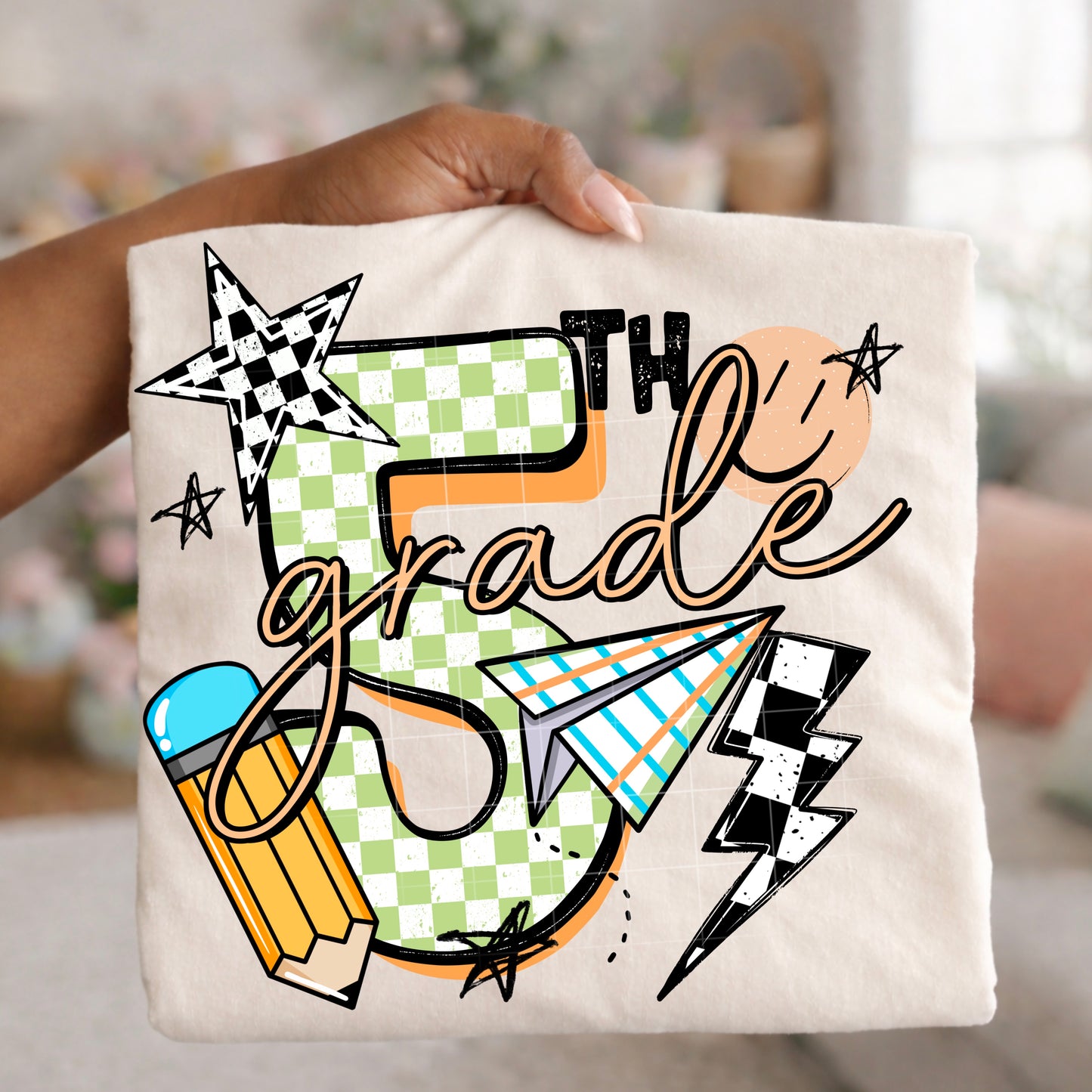 Hello Grade Teacher Shirt | Back to School Teacher Tee | Preschool Kindergarten First Second Third Fourth Fifth Grade Shirt | Cute School Graphic Tee ✏️🍎📚
