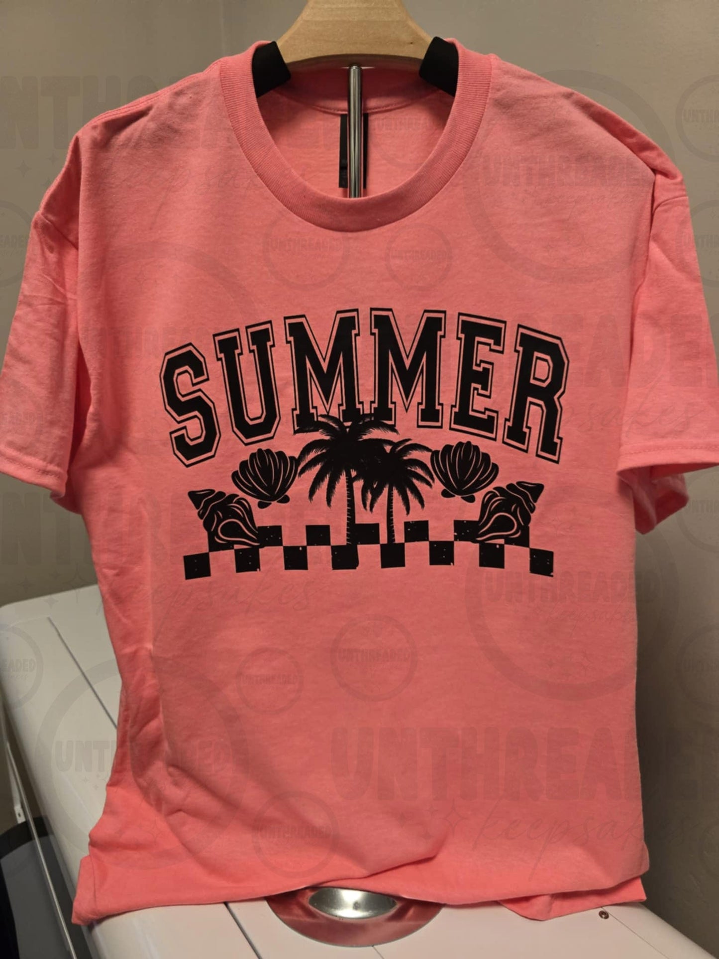Retro Summer Checkerboard Tee – Coral Large