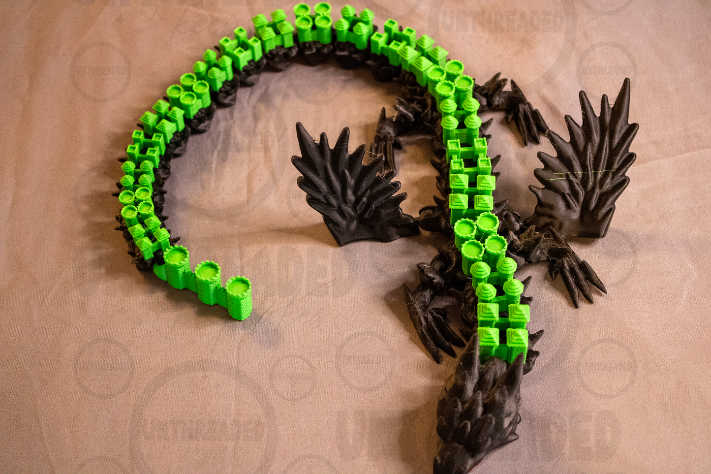 Articulated Block Dragon – 22" Flexible 3D Printed Dragon | Pixel Fantasy Dragon | Poseable Desk Toy | Gamer Gift | Collector Dragon