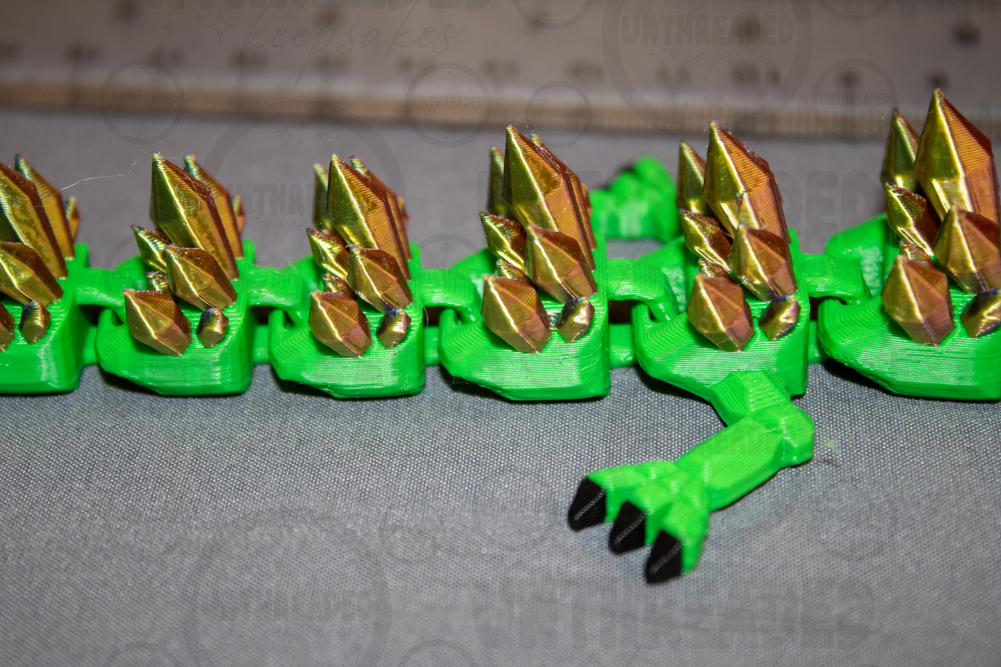 Articulated Crystal Lizard – 14" Flexible 3D Printed Lizard | Poseable Fantasy Reptile | Desk Fidget Toy | Collector Gift